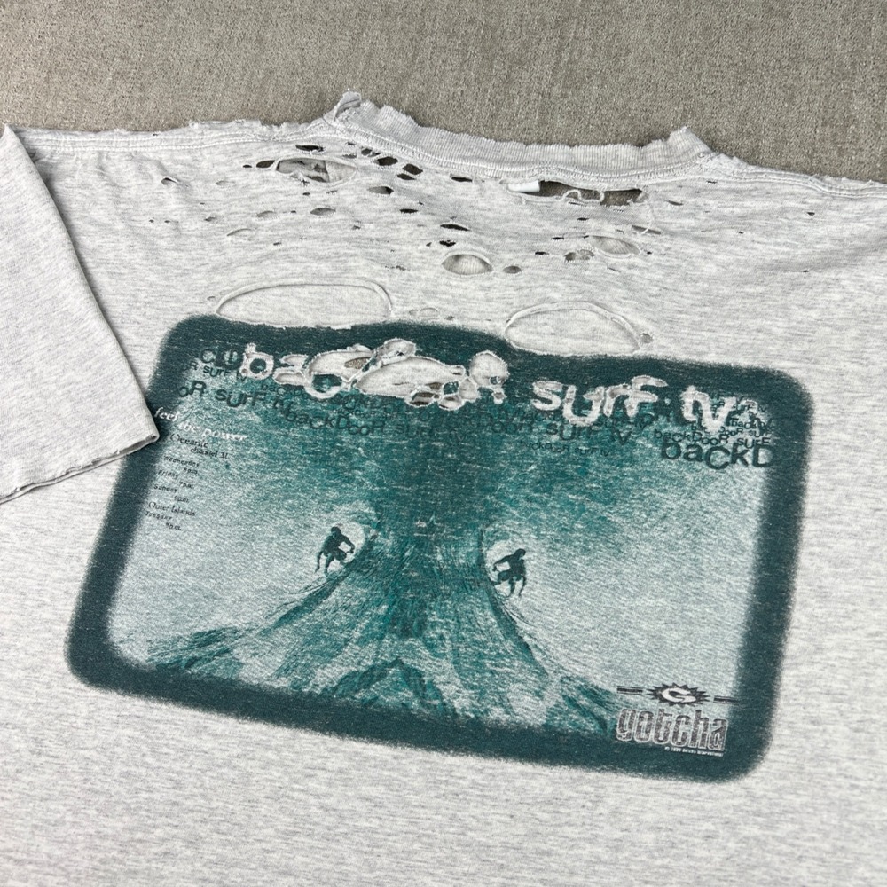 Vintage Gotcha Surf T-Shirt Mens XL Gray 90s Distressed Thrashed Gorpcore Surf